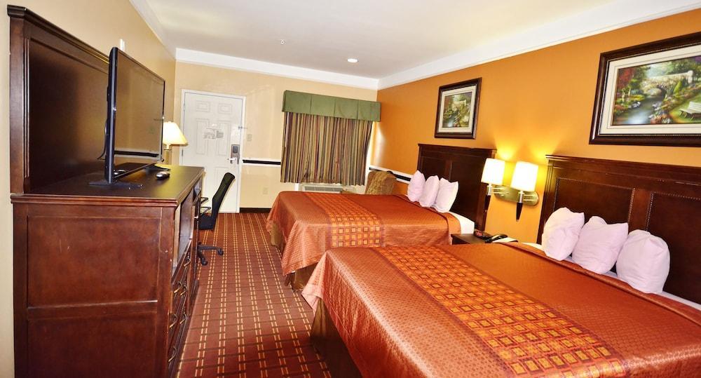 Scottish Inn And Suites Alvin Zewnętrze zdjęcie